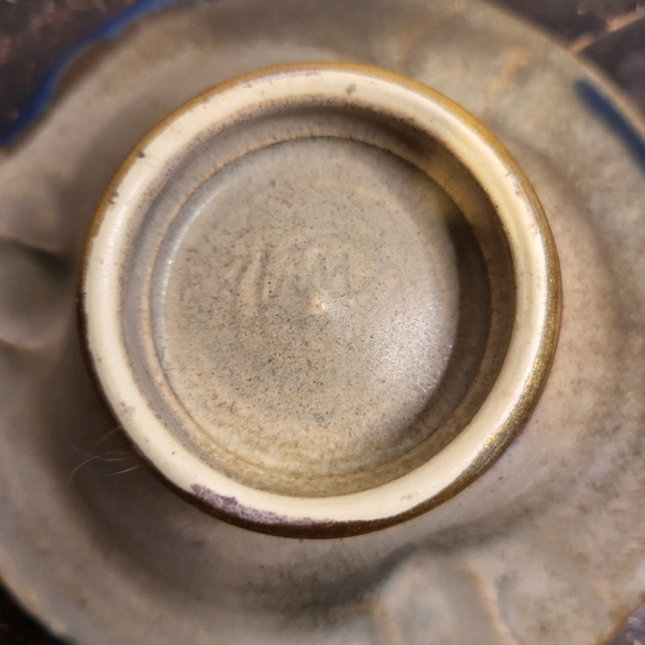 Vintage Studio Pottery Matte Blue and Gold Signed Trinket Dish - Picture 4 of 10